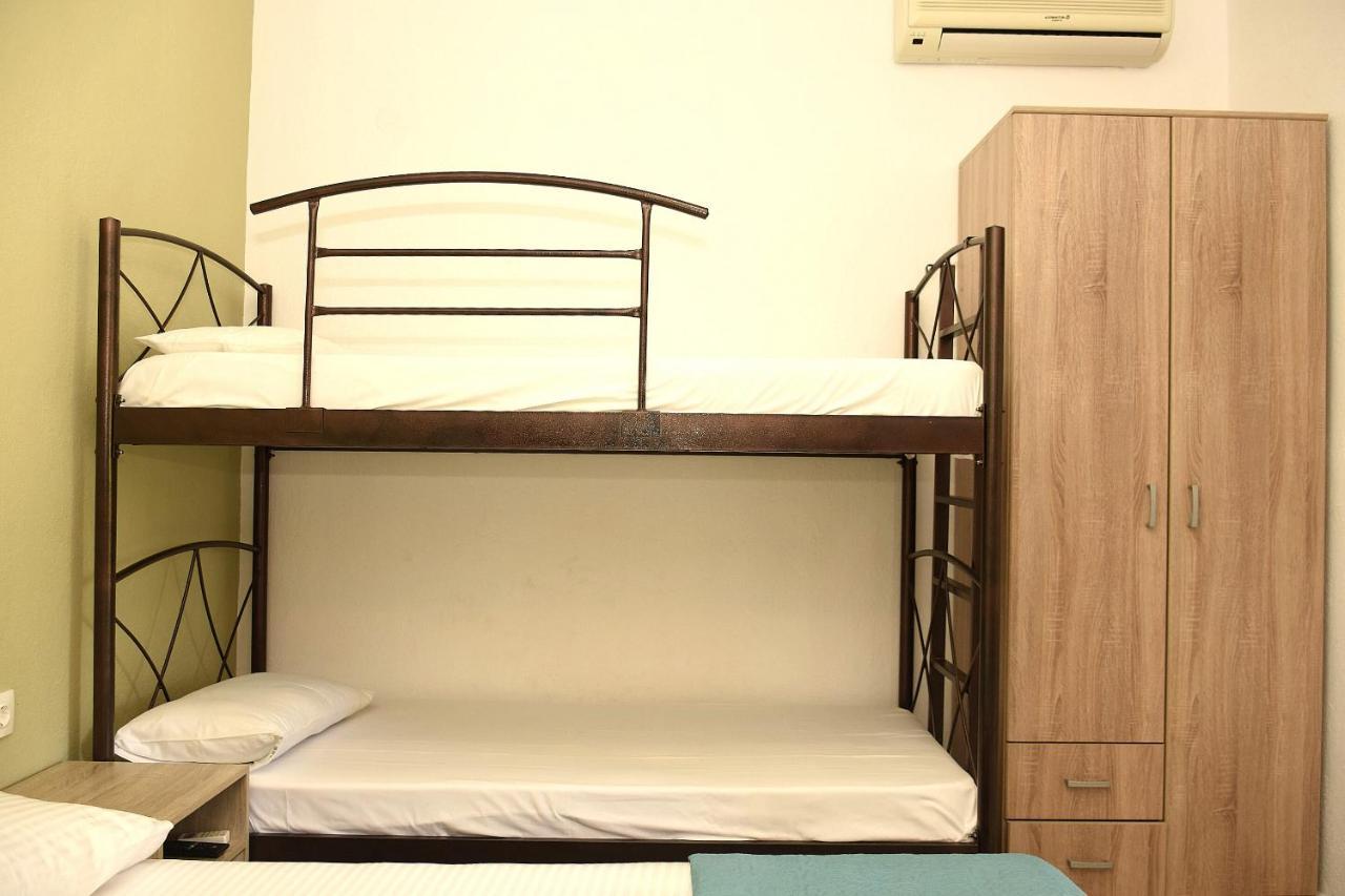 Anna Pousi Studios & Apartment Ormos Panagias Luaran gambar